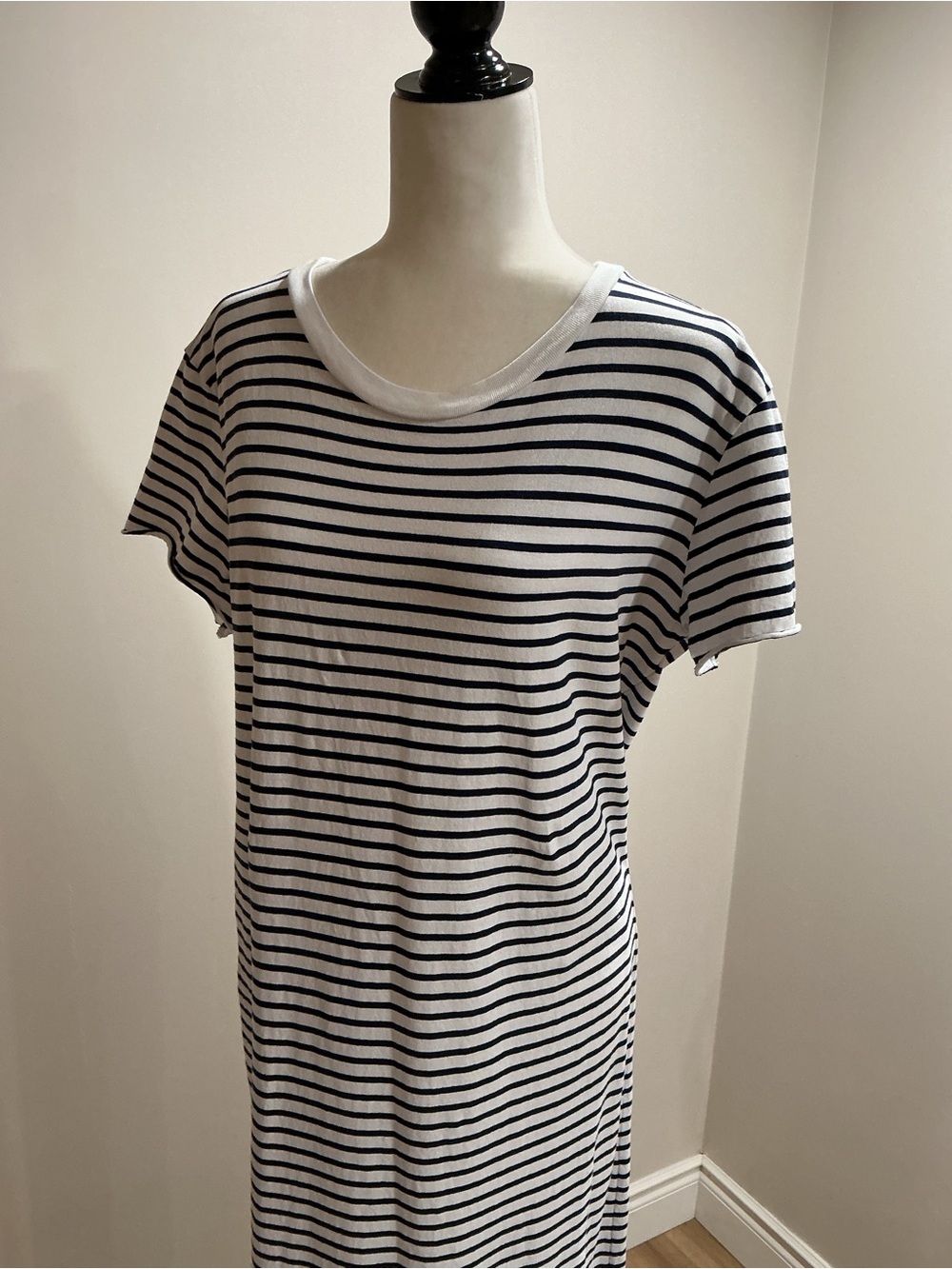 Frank and Eileen Harper 
Perfect Tee Maxi Dress black and white strip  large - Picture 3 of 7